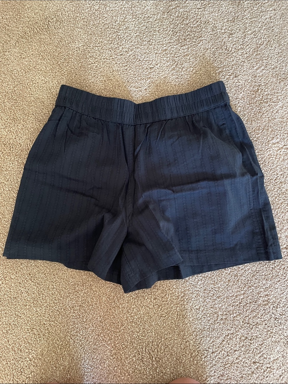 Three Dots Women's Black Elastic Waist Casual Shorts, New